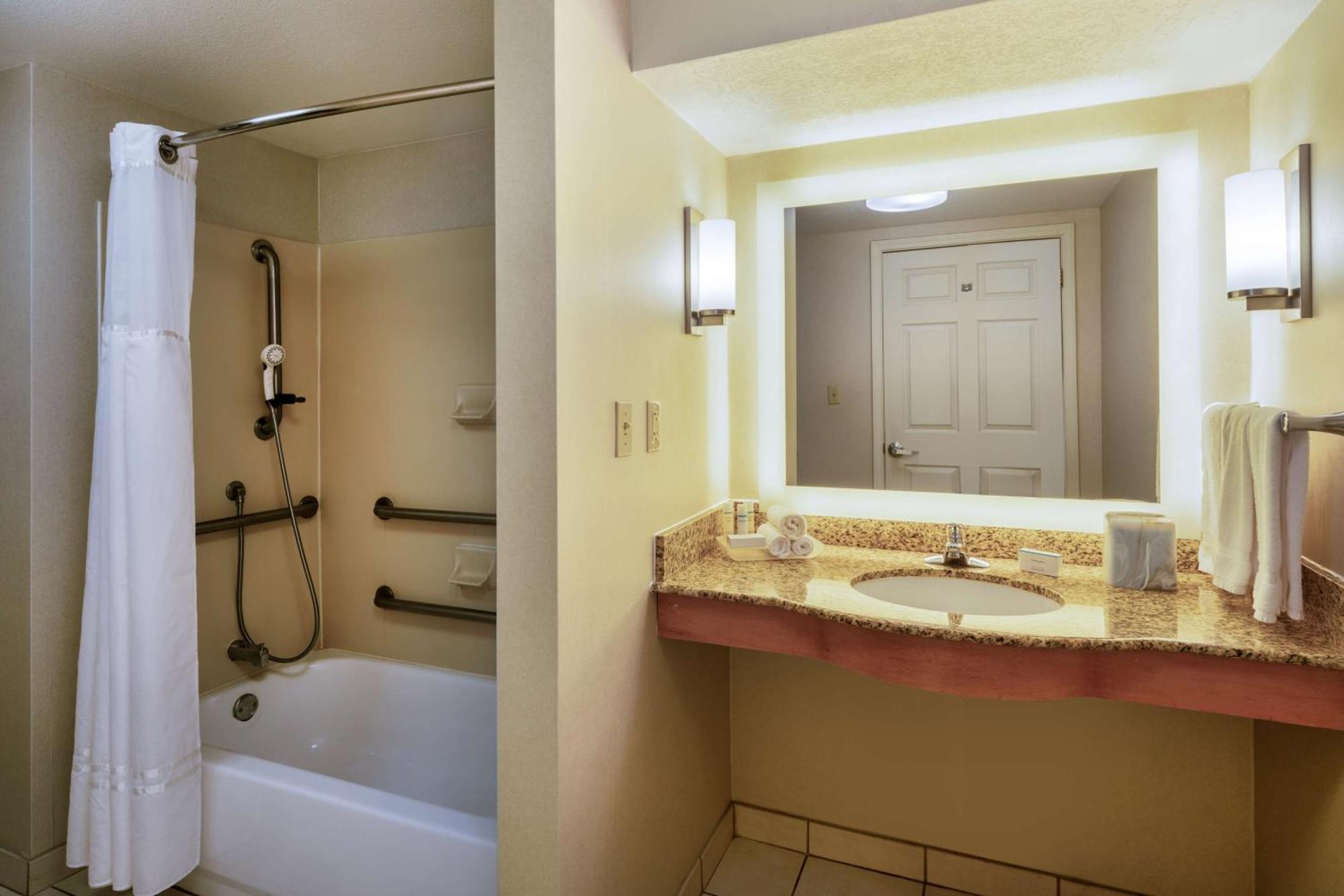 Homewood By Hilton Colorado Springs-north 3*